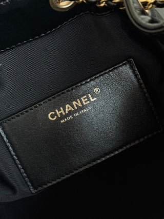 CHANEL 25C drawstring bucket hobo, black, small size.