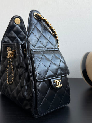CHANEL 25C drawstring bucket hobo, black, small size.