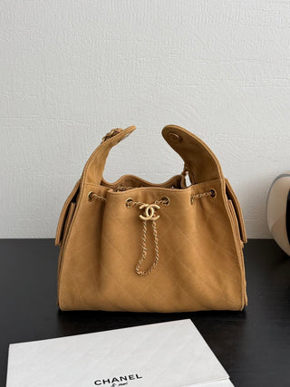 Chanel 26c suede, ginger yellow.💛 trumpet