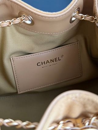 Chanel 26c suede, ginger yellow.💛 trumpet