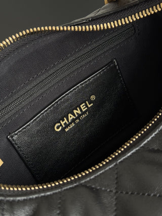 CHANEL 25C Bag King Hobo, Black Small Size